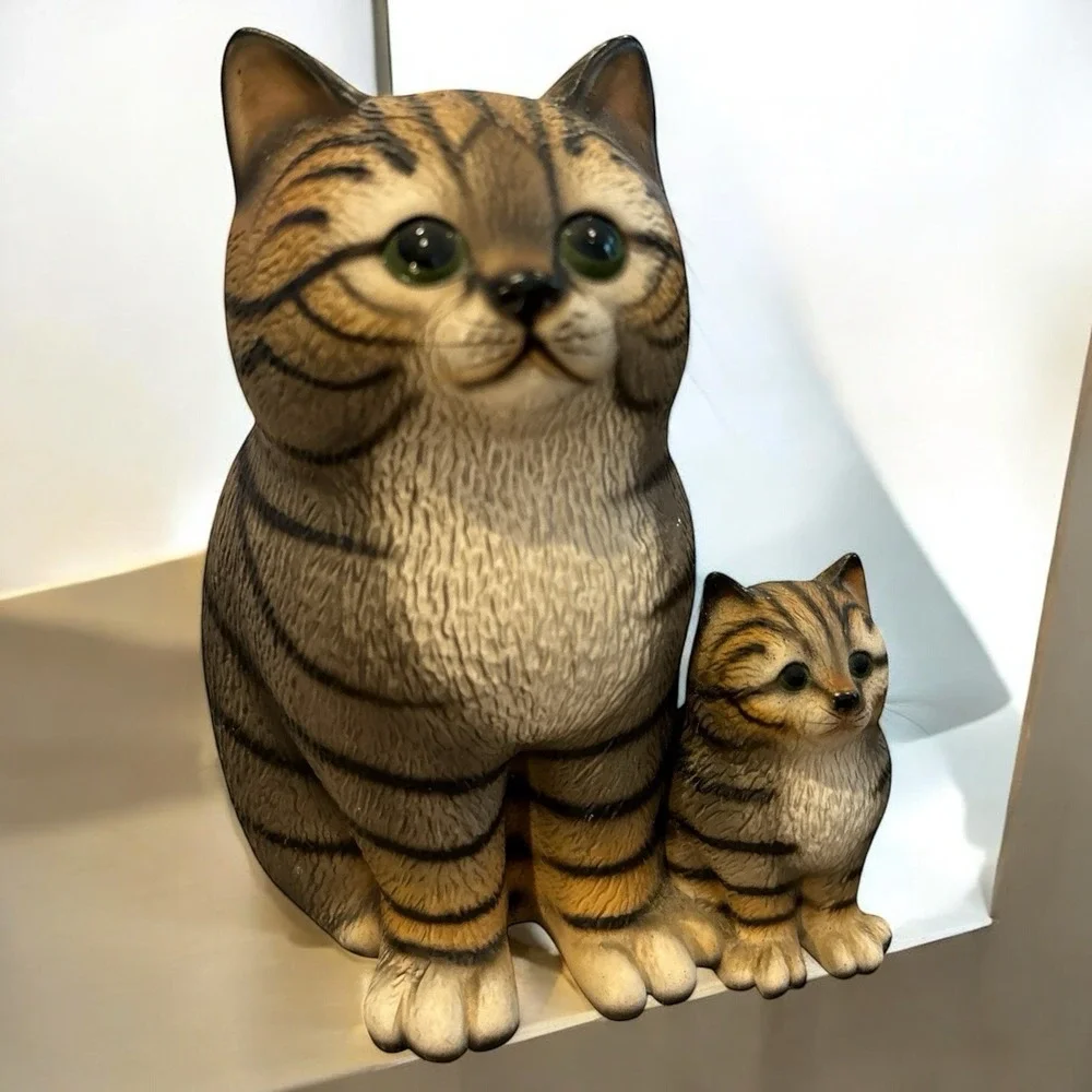 Vintage 1980's Tabby Cat and Kitten - Harvey Knox Kingdom Large Figurine Japan